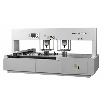 자동 블랭킹 기계는 절단된 재료의 평탄도를 어떻게 보장합니까?